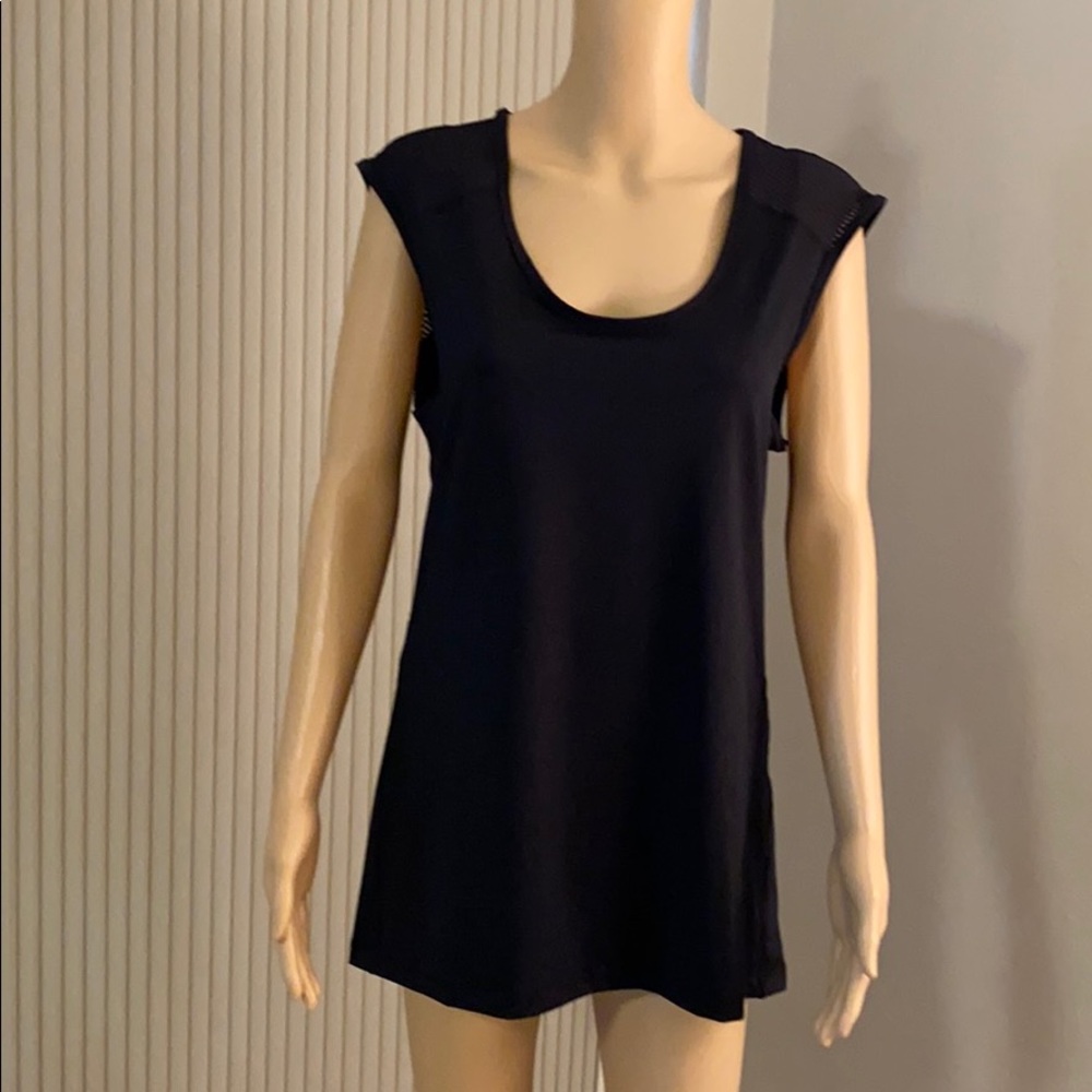 Marika tek dry wik performance wear size L